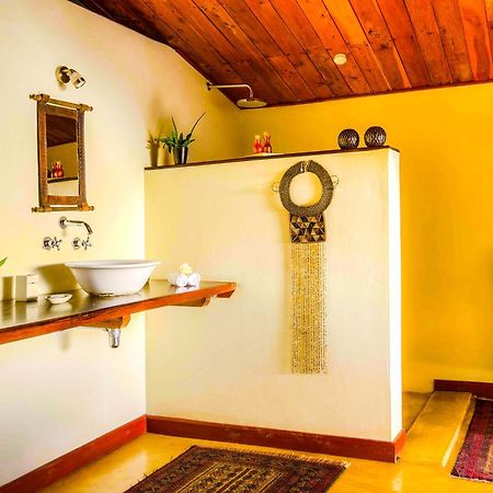 Entumoto Main Camp Hotel Ololaimutiek Luaran gambar