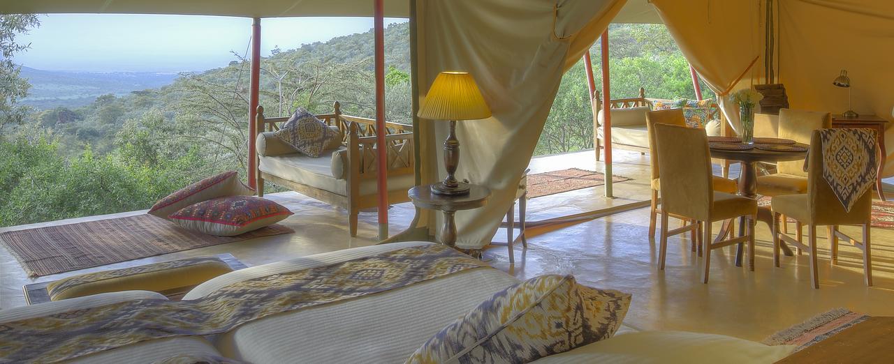 Entumoto Main Camp Hotel Ololaimutiek Luaran gambar