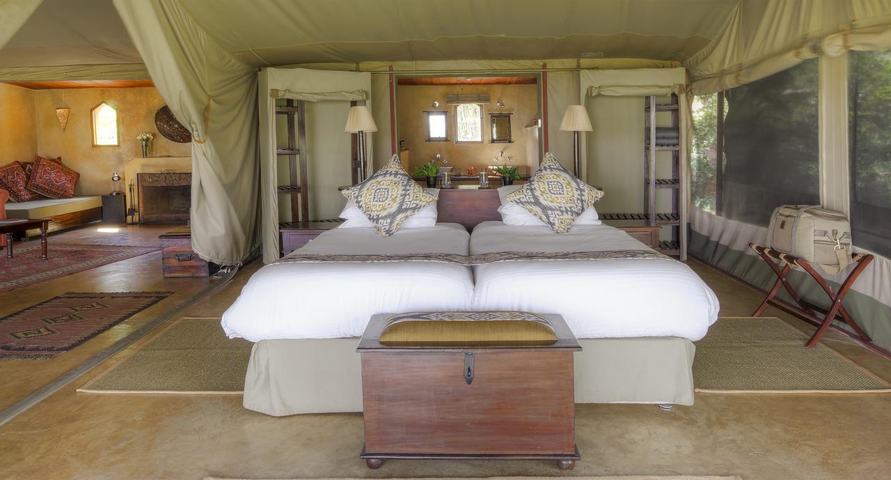 Entumoto Main Camp Hotel Ololaimutiek Luaran gambar